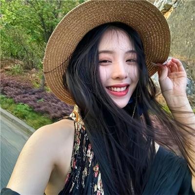少女嬉春