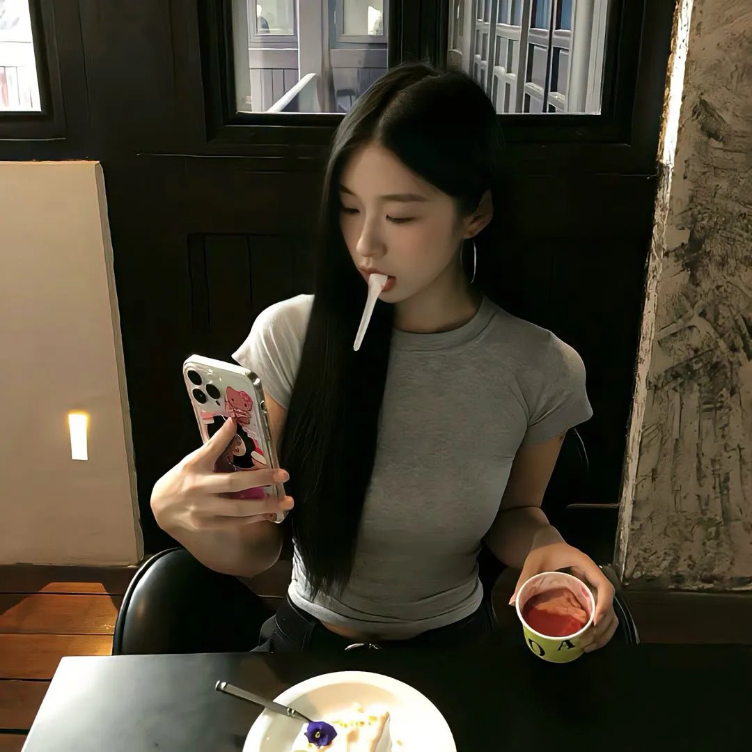 江城谜案